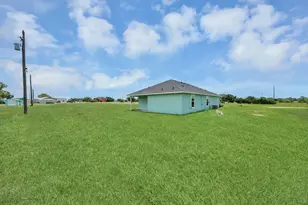 288 Buckskin Dr, Palacios, TX 77465 - Photo 36