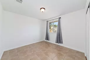 563 Slumberwood Dr, Houston, TX 77013 - Photo 8