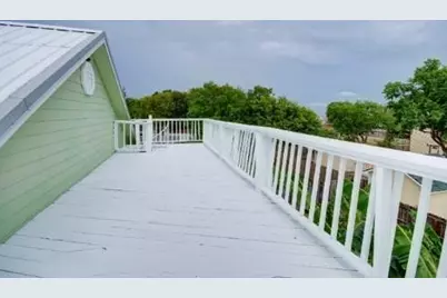641 4th Street, Dickinson, TX 77539 - Photo 28