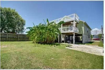 641 4th Street, Dickinson, TX 77539 - Photo 30