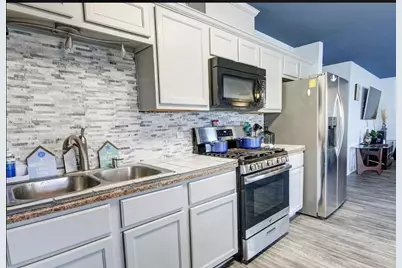 641 4th Street, Dickinson, TX 77539 - Photo 12