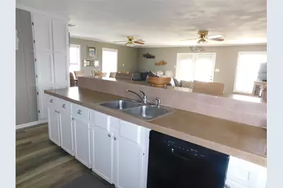 739 Marshall Johnson S, Port Lavaca, TX 77979 - Photo 8