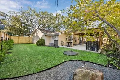 2619 Eastgrove Lane, Houston, TX 77027 - Photo 4