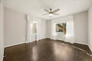 2619 Eastgrove Ln, Houston, TX 77027 - Photo 18