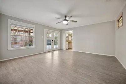 2619 Eastgrove Lane, Houston, TX 77027 - Photo 14