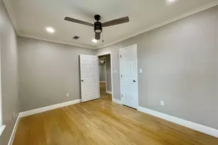 817 N Chenango St, Angleton, TX 77515 - Photo 14