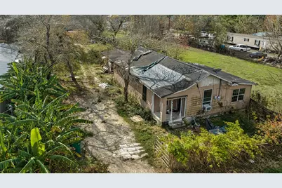 722 N Pine Road, Arcola, TX 77583 - Photo 4