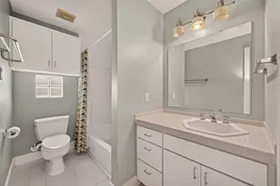 9829 Madeline Alyssa Ct, Houston, TX 77025 - Photo 24
