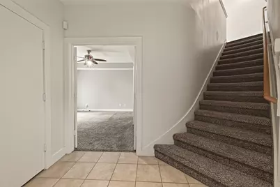 9829 Madeline Alyssa Court, Houston, TX 77025 - Photo 6