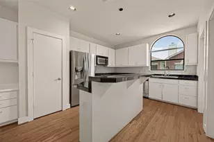 9829 Madeline Alyssa Ct, Houston, TX 77025 - Photo 14