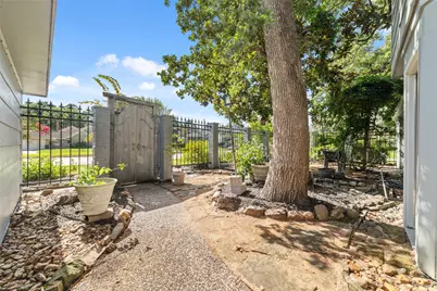 10823 Dunbrook Drive, Houston, TX 77070 - Photo 6
