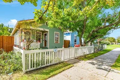 4123 Avenue Q, Galveston, TX 77550 - Photo 1
