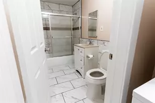 307 N Live Oak St, Houston, TX 77003 - Photo 12