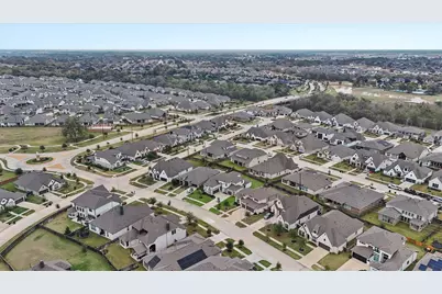 30330 Parkside Passage Drive, Fulshear, TX 77441 - Photo 32