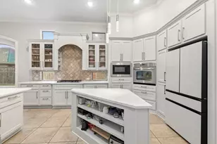 28214 Churchill Ct, Fulshear, TX 77441 - Photo 8
