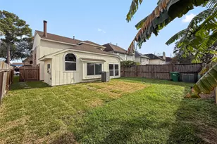 13635 Repa Ln, Houston, TX 77014 - Photo 16