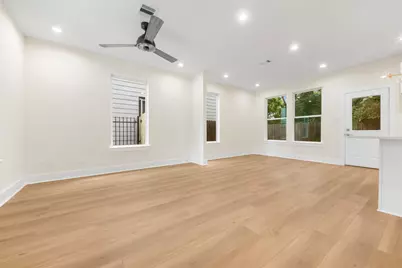 1275 Dewalt Street, Houston, TX 77088 - Photo 8