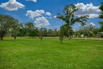 308 County Road 893B, Angleton, TX 77515 - Photo 38