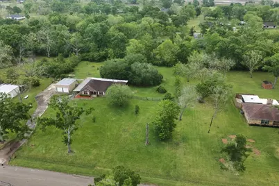 308 County Road 893B, Angleton, TX 77515 - Photo 2