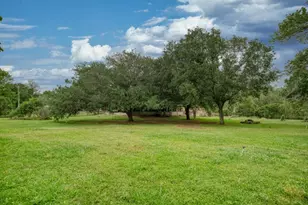 308 County Rd 893B, Angleton, TX 77515 - Photo 40