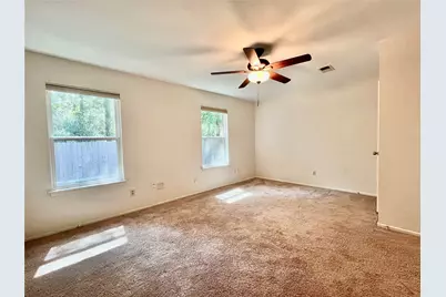 23 Dellforest Court, The Woodlands, TX 77381 - Photo 12
