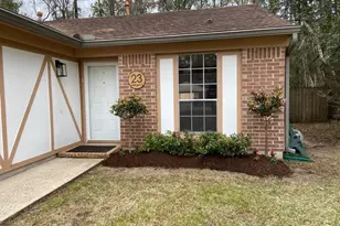 23 Dellforest Ct, The Woodlands, TX 77381 - Photo 2