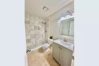 23 Dellforest Court, The Woodlands, TX 77381 - Photo 10