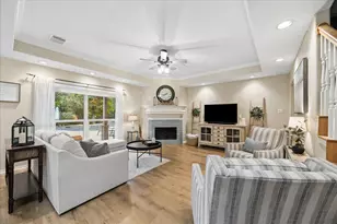 11460 Regal Hill Ct, Montgomery, TX 77316 - Photo 8