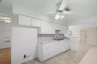 2016 Vince Street, Pasadena, TX 77502 - Photo 8