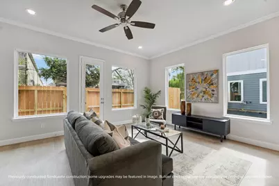 1526 W 34th Street, Houston, TX 77018 - Photo 4