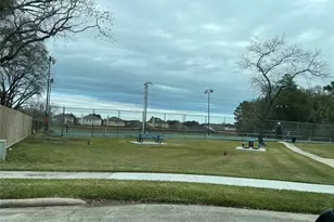 8127 White Arbor Ct, Humble, TX 77338 - Photo 18