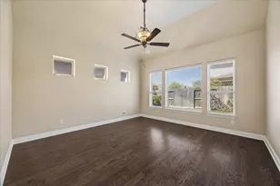 323 W Bend Dr, League City, TX 77573 - Photo 14
