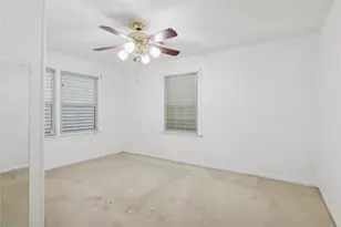 7502 Matranga St, Hitchcock, TX 77563 - Photo 16