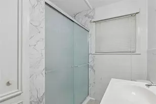 7502 Matranga St, Hitchcock, TX 77563 - Photo 18