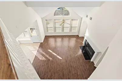 5819 Brook Bend Drive, Sugar Land, TX 77479 - Photo 18