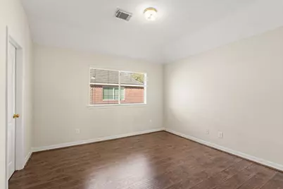 5819 Brook Bend Drive, Sugar Land, TX 77479 - Photo 40