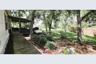 122 Bluebill Bay North, Baytown, TX 77523 - Photo 4