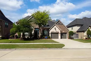 5715 Balcones Ridge Ln, Houston, TX 77059 - Photo 1