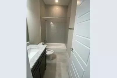2642 Fountain Key Boulevard, Houston, TX 77008 - Photo 12