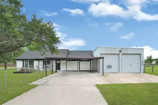 1434 County Rd 850, Alvin, TX 77511 - Photo 1