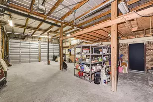 1434 County Rd 850, Alvin, TX 77511 - Photo 28
