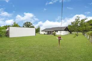 1434 County Rd 850, Alvin, TX 77511 - Photo 8