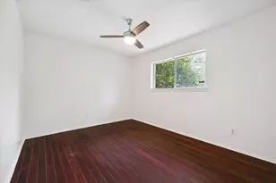 4731 Brookston St, Houston, TX 77045 - Photo 14