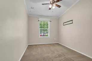 734 13th St, Dickinson, TX 77539 - Photo 18