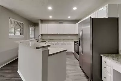 1247 Kings Creek Trail, Missouri City, TX 77459 - Photo 4