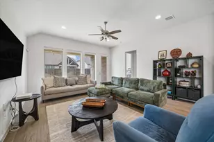 11210 Burgus Farm Rd, Humble, TX 77346 - Photo 14