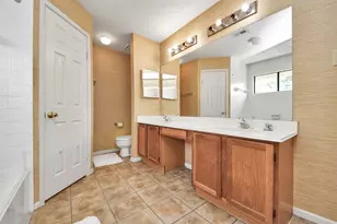 8411 Sunny Ridge Dr, Houston, TX 77095 - Photo 24