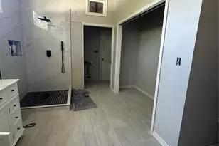 1045 8th St, Hempstead, TX 77445 - Photo 14