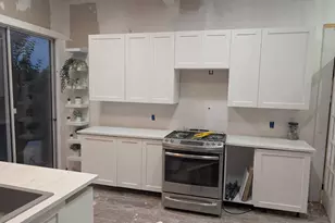 1045 8th St, Hempstead, TX 77445 - Photo 16