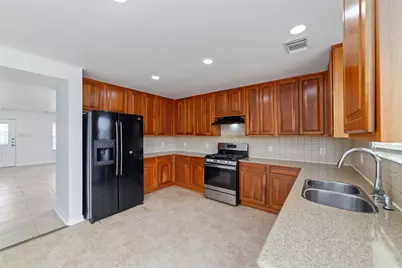 15242 Lynford Crest Drive, Houston, TX 77083 - Photo 8